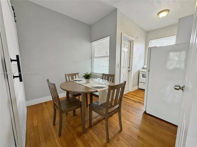 Foto del edificio - 315 W 28th St