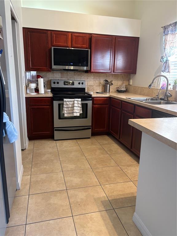 Building Photo - 2007 E 23rd Ave