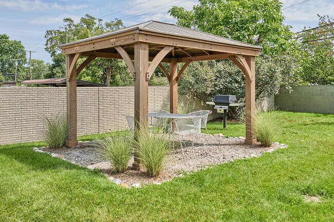 Plano de planta - Royal Oak Crossings at Main