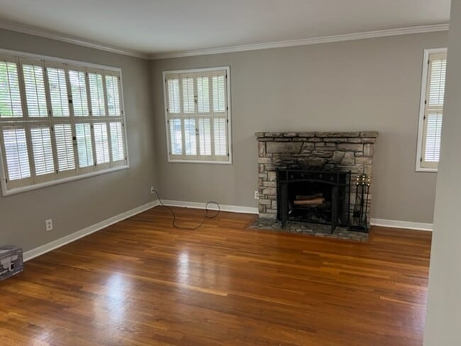 Building Photo - Charming 2 bed, 1 bath home in Los Gatos, ...
