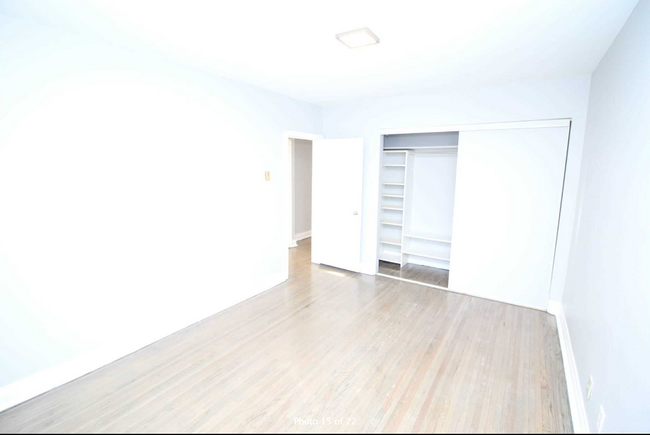 Photo du bâtiment - Forest Hill Apartment Unit - Just Renovate...