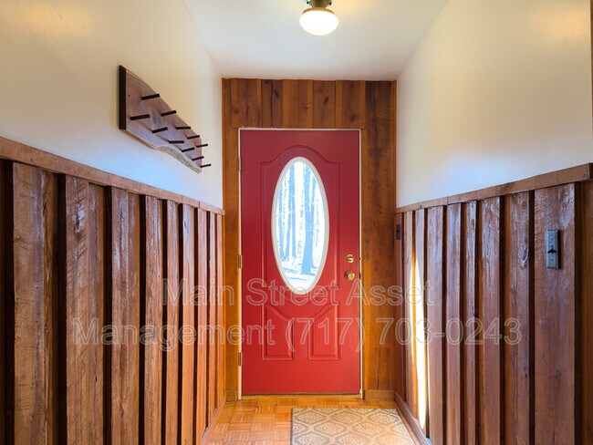 Foto del edificio - 735 Yellow Hill Rd