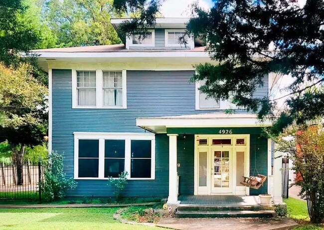 Building Photo - 4926 Reiger Ave