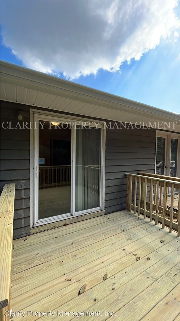 Building Photo - 2 br, 1.5 bath House - 3007 Adkisson Dr