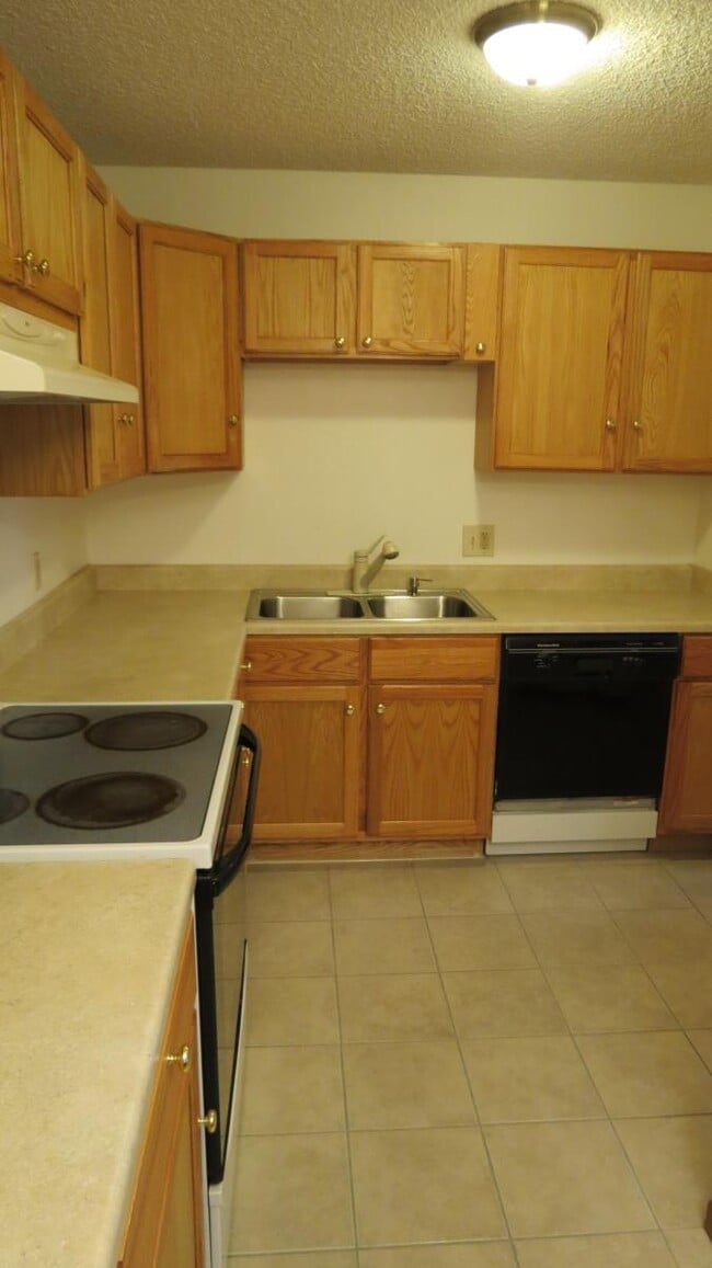 Building Photo - 5102 Williams Fork Trl