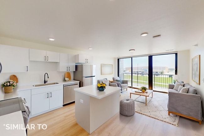 Building Photo - Bluestem Reserve Apartments