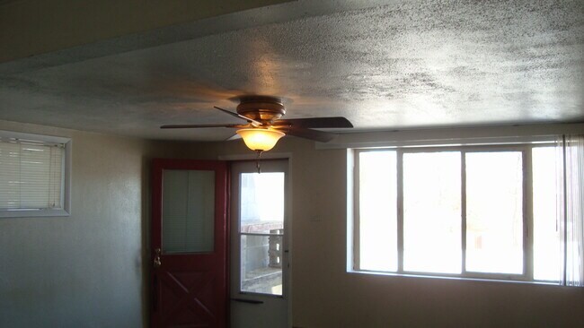 Foto del edificio - 3240 S Bryant St