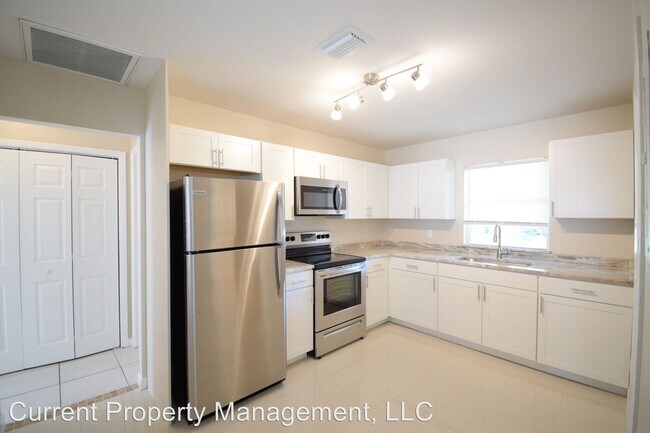 Building Photo - 3229 Collee Ct