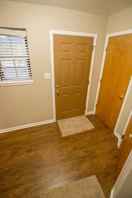 Building Photo - 4303 Brookview Terrace