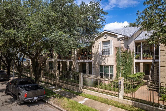Foto del edificio - Oak Lane Condominiums