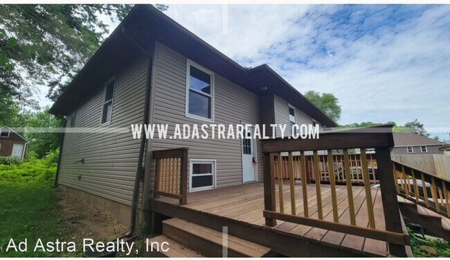 Building Photo - 3 br, 2 bath House - 805 N Clark Ave