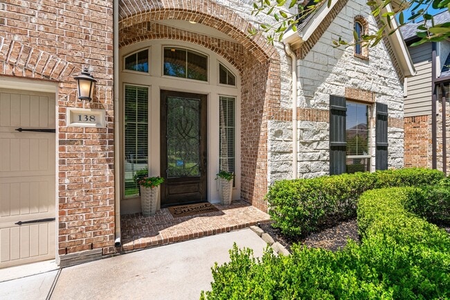 Building Photo - 138 Meadow Run Dr
