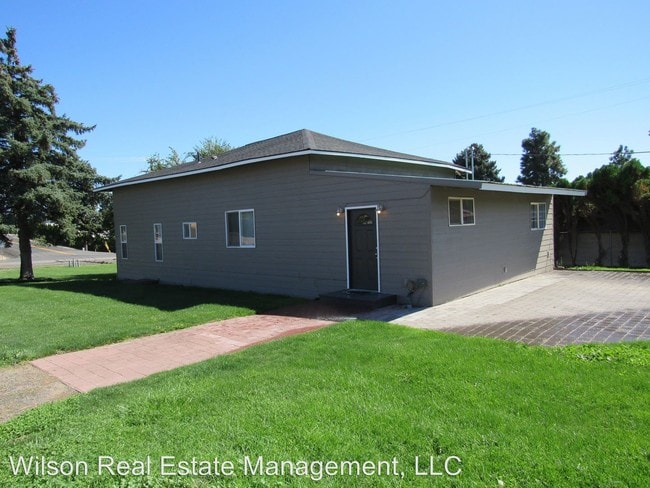 Building Photo - 3 br, 2 bath House - 2720 N. Wenas Rd