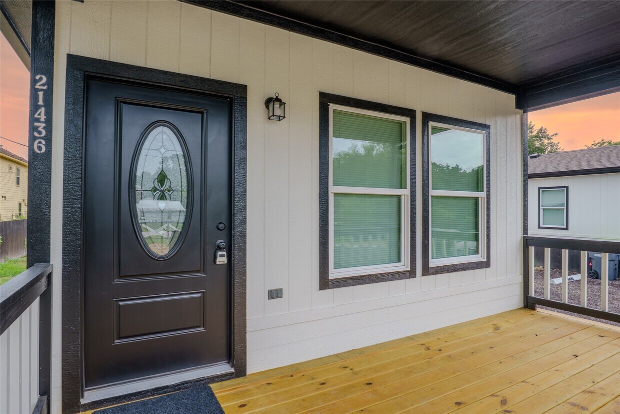 Foto principal - 21436 Punkin St