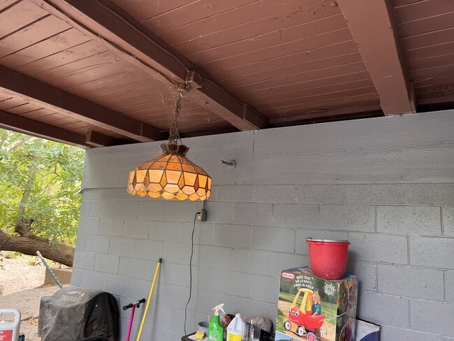 Building Photo - 52 Arbol Ave