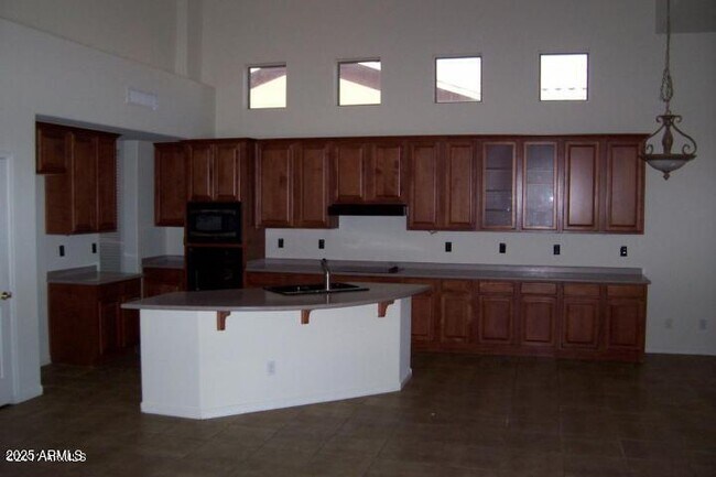 Foto del edificio - 2941 W Adventure Dr