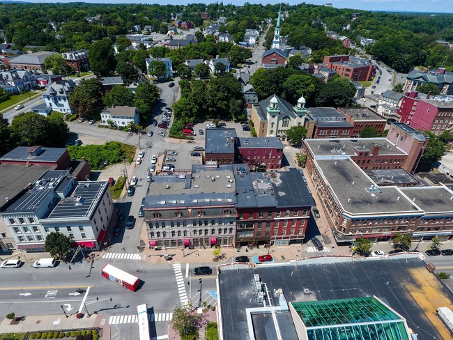 Building Photo - 105 Main St