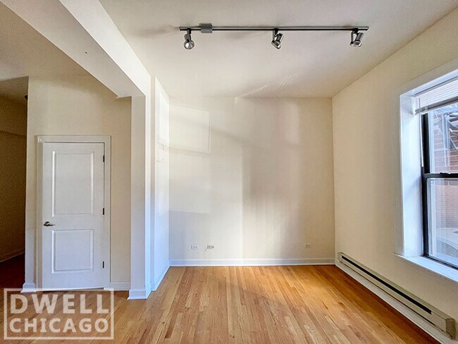 Foto del edificio - 4750 N Sheridan Rd