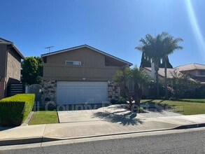 Building Photo - 6822 Lafayette Dr