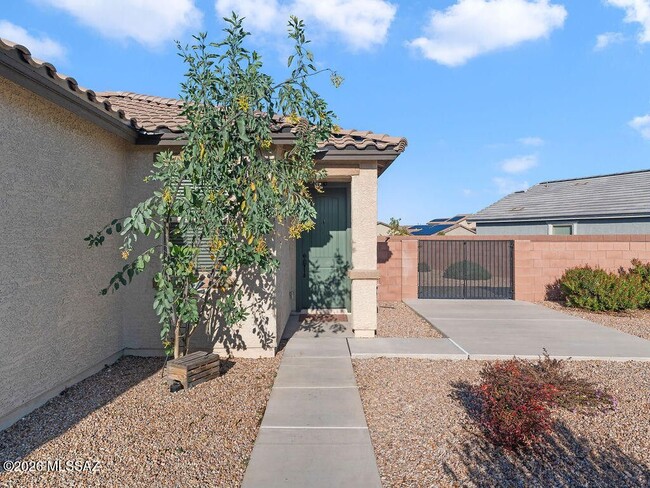 Building Photo - 7996 S Golden Bell Dr
