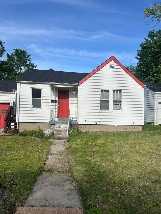 Foto del edificio - 2525 Tyrell Dr