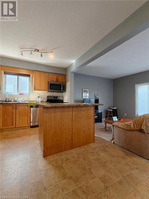 Building Photo - 244 Purple Sage Crescent