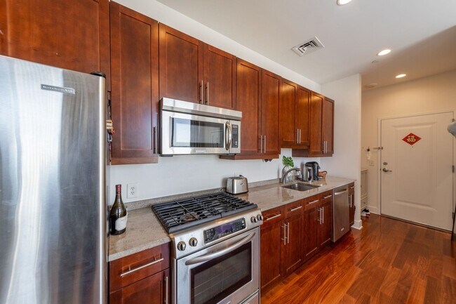 Foto del edificio - 201 Marin Blvd