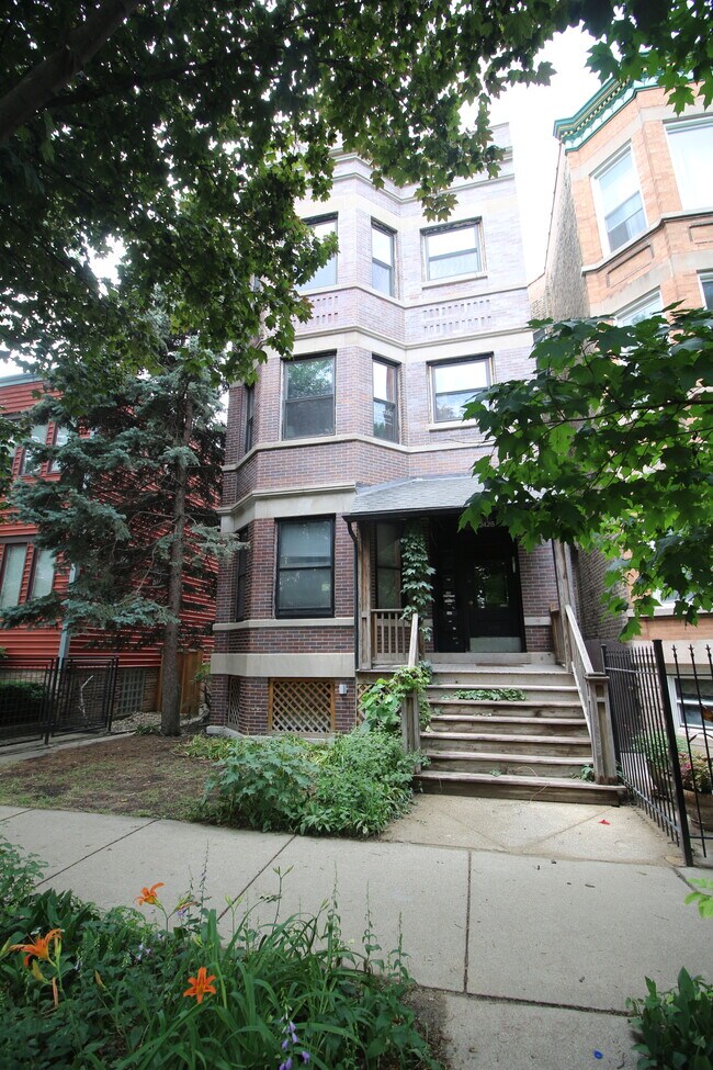 Building Photo - 2428 N Talman Ave