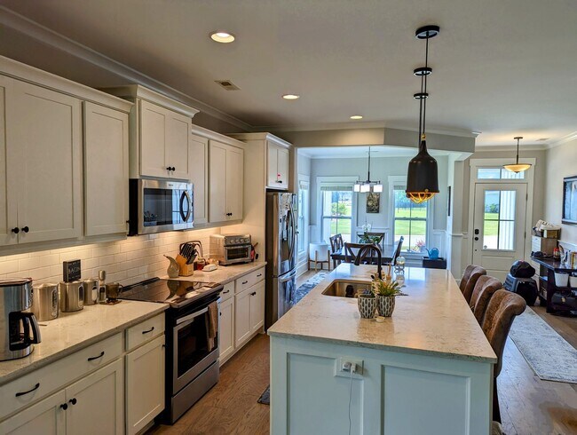 Foto del edificio - Gorgeous 4 Bedroom, 2.5 bath in Summerhouse community - Holly Ridge