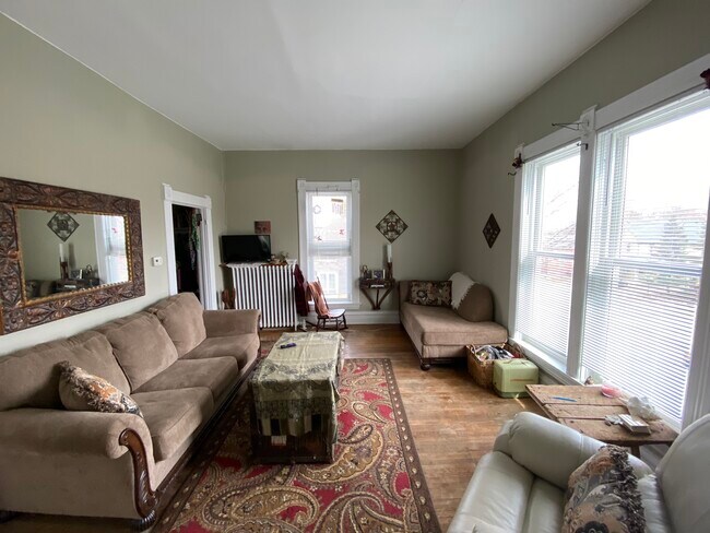 Foto del edificio - 822 3rd St S
