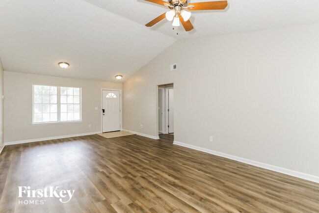 Building Photo - 7881 Dogwood Way