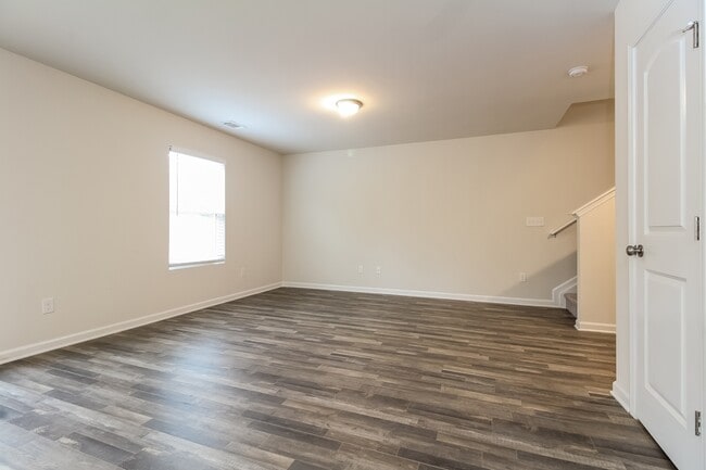 Building Photo - 508 Wagon Trail