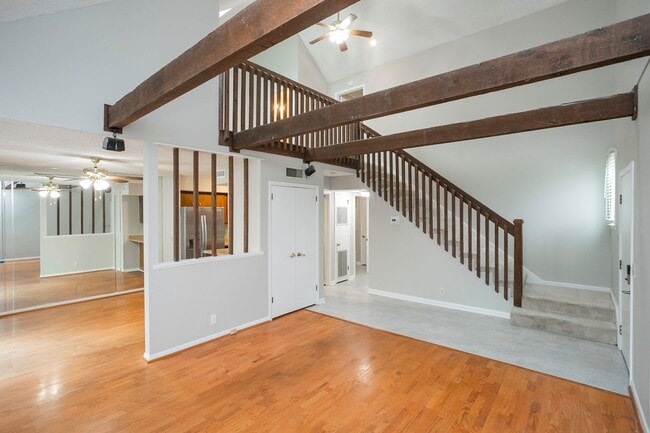 Foto del edificio - 5419 Hickory Park Dr
