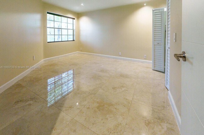 Foto del edificio - 1462 Springside Dr