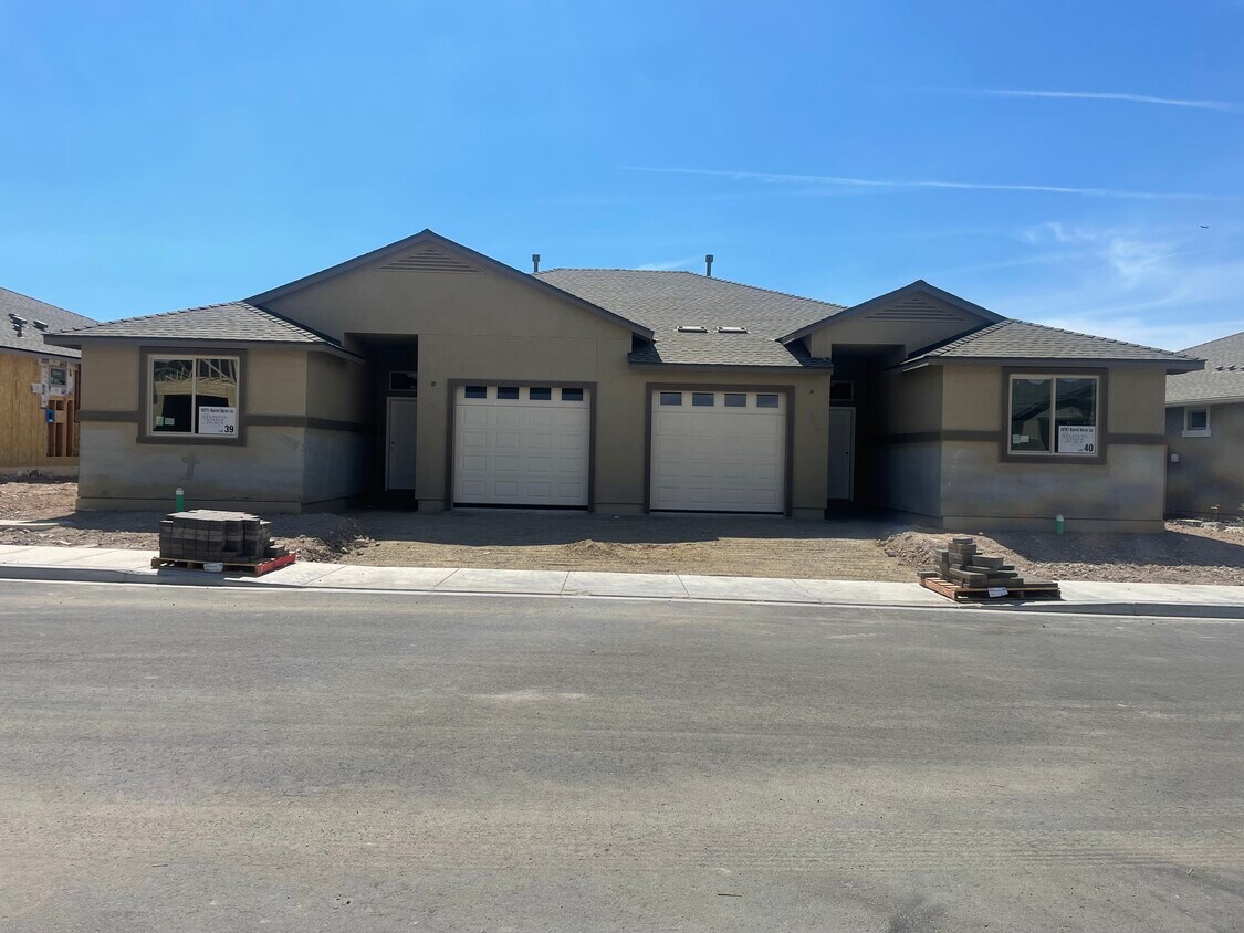 Primary Photo - 10767 Barrel Horse Ln