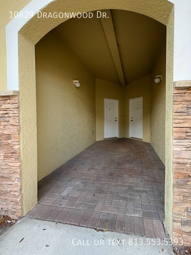 Foto del edificio - 10829 Dragonwood Dr
