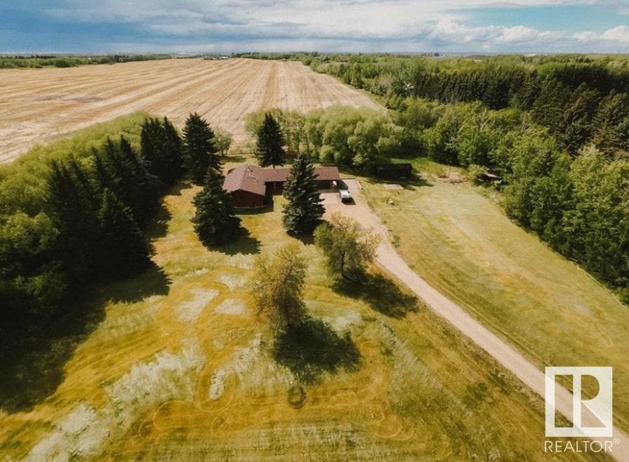 Primary Photo - 2550-2534 34 St SW