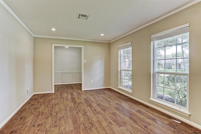 Foto del edificio - 12314 Queensbury Ln