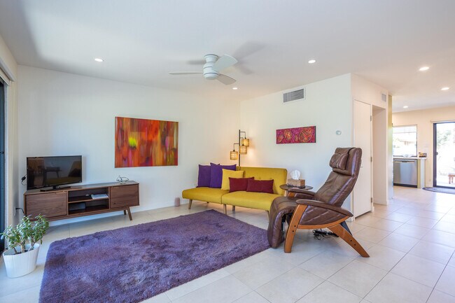Building Photo - 5521 Los Coyotes Dr