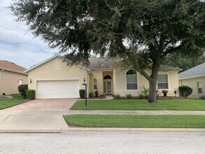 Building Photo - 3741 Woodleaf Ct