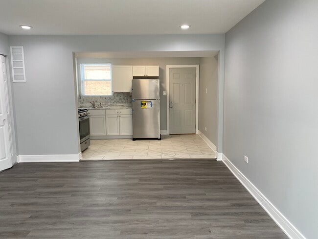 Foto del edificio - 126 Sibley Blvd