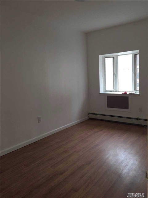 Building Photo - 133-43 41st Rd