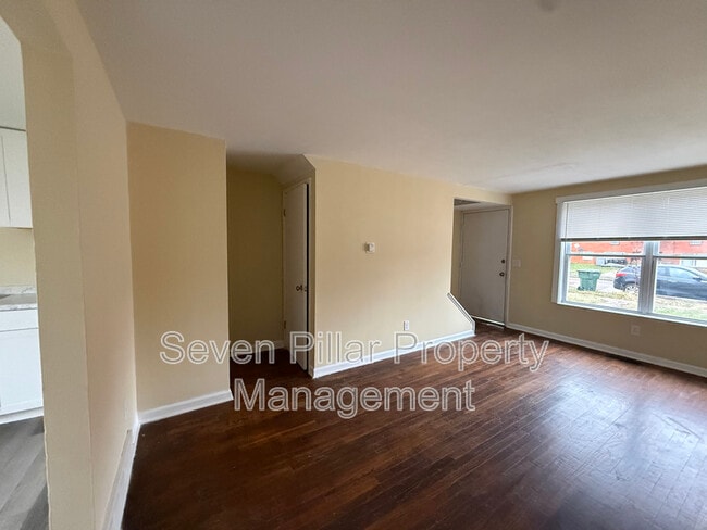 Foto del edificio - 3733 Briggs Rd