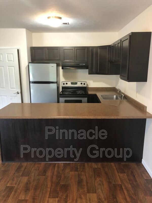 Foto principal - 7213 Maple Valley Rd