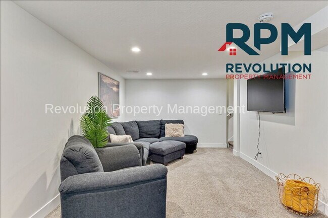 Foto del edificio - Two bedroom Duplex in Layton!