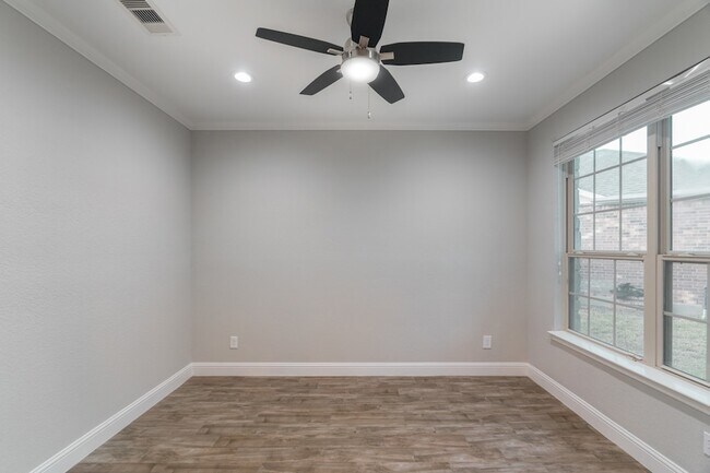 Building Photo - 50 Tidwillow Pl