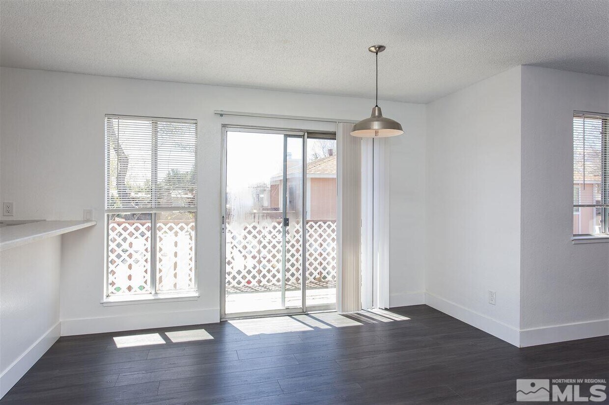 Foto principal - 3070 Berrum Pl