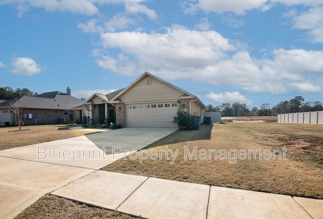 Building Photo - 281 Union Dr