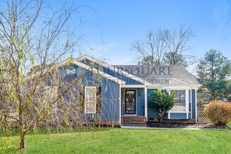 Building Photo - 201 Heathwick Dr