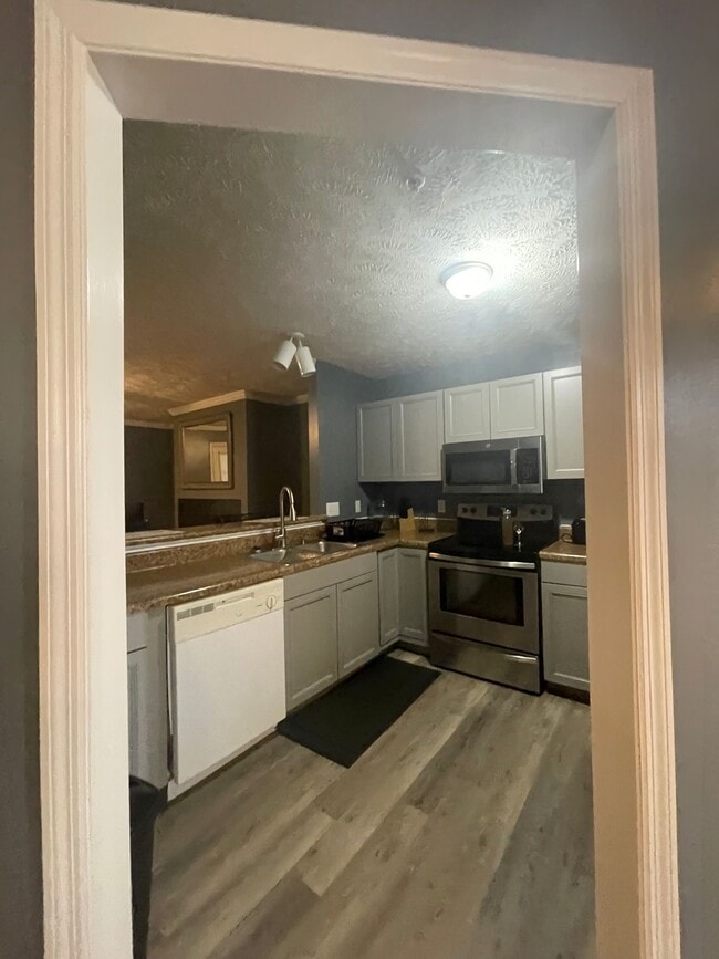 Building Photo - 380 Bubble Creek Ct